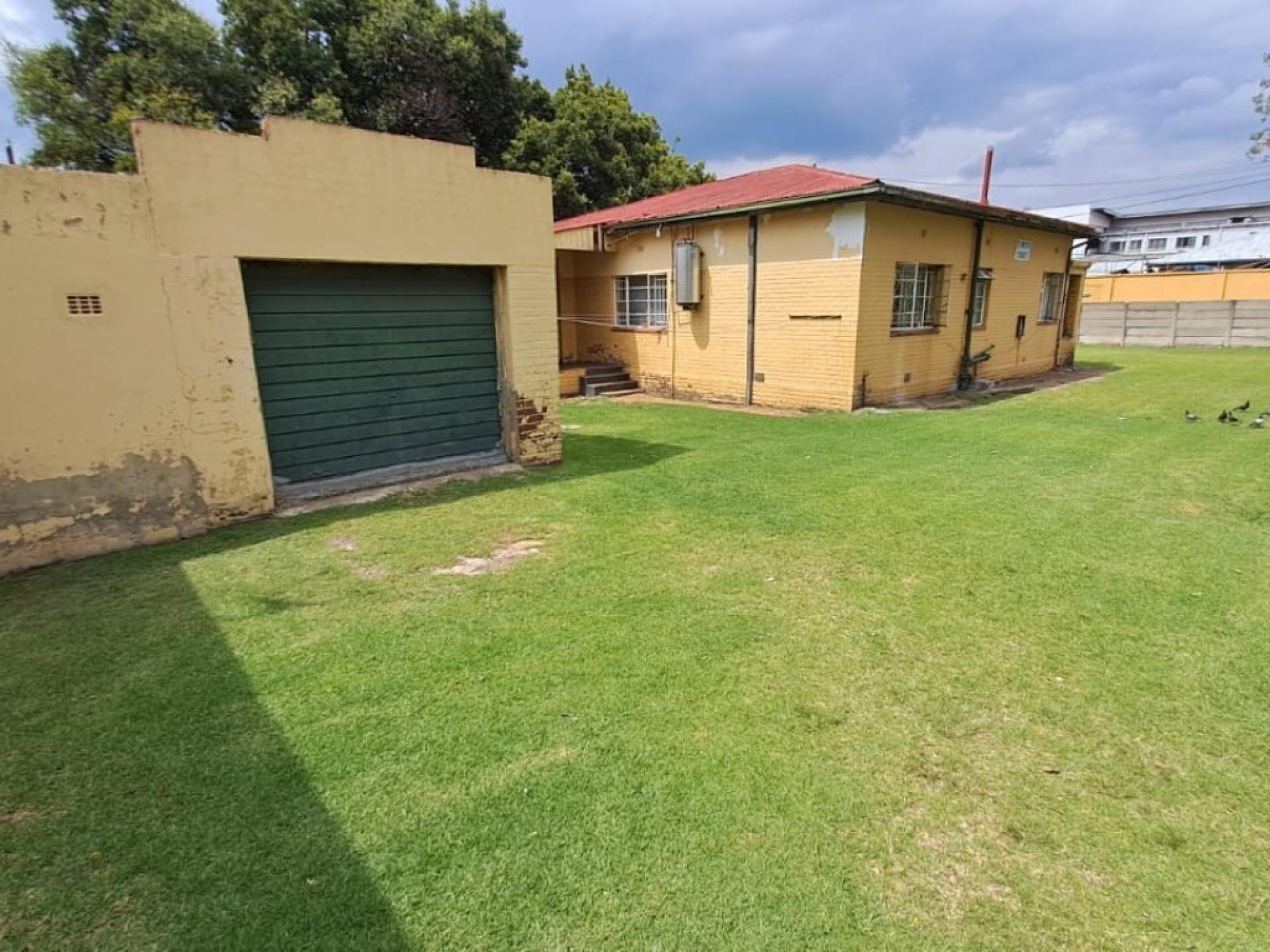  of property in Roodepoort