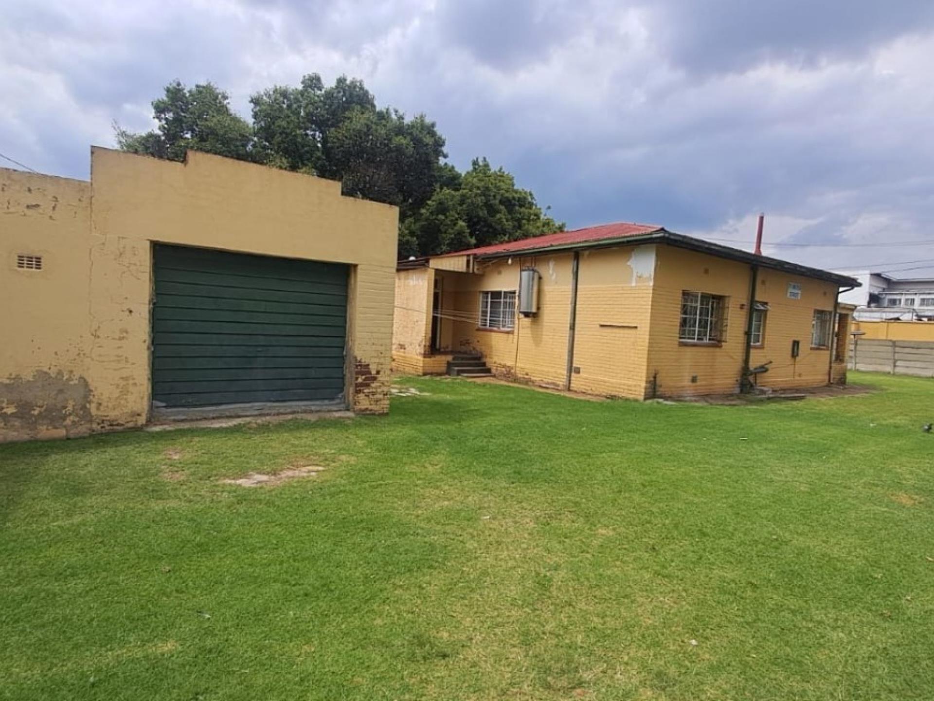  of property in Roodepoort