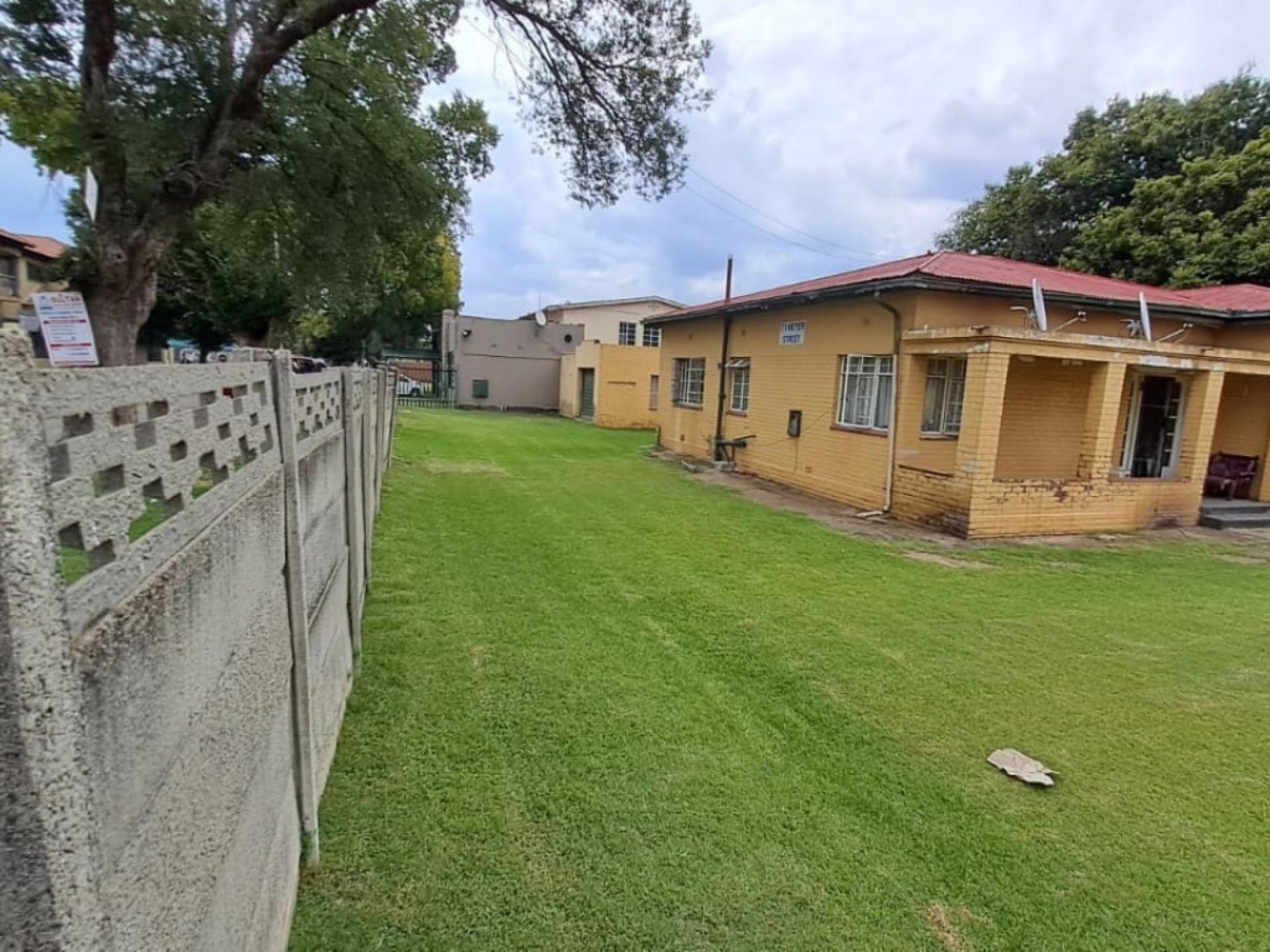  of property in Roodepoort
