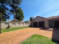  of property in Brackenhurst