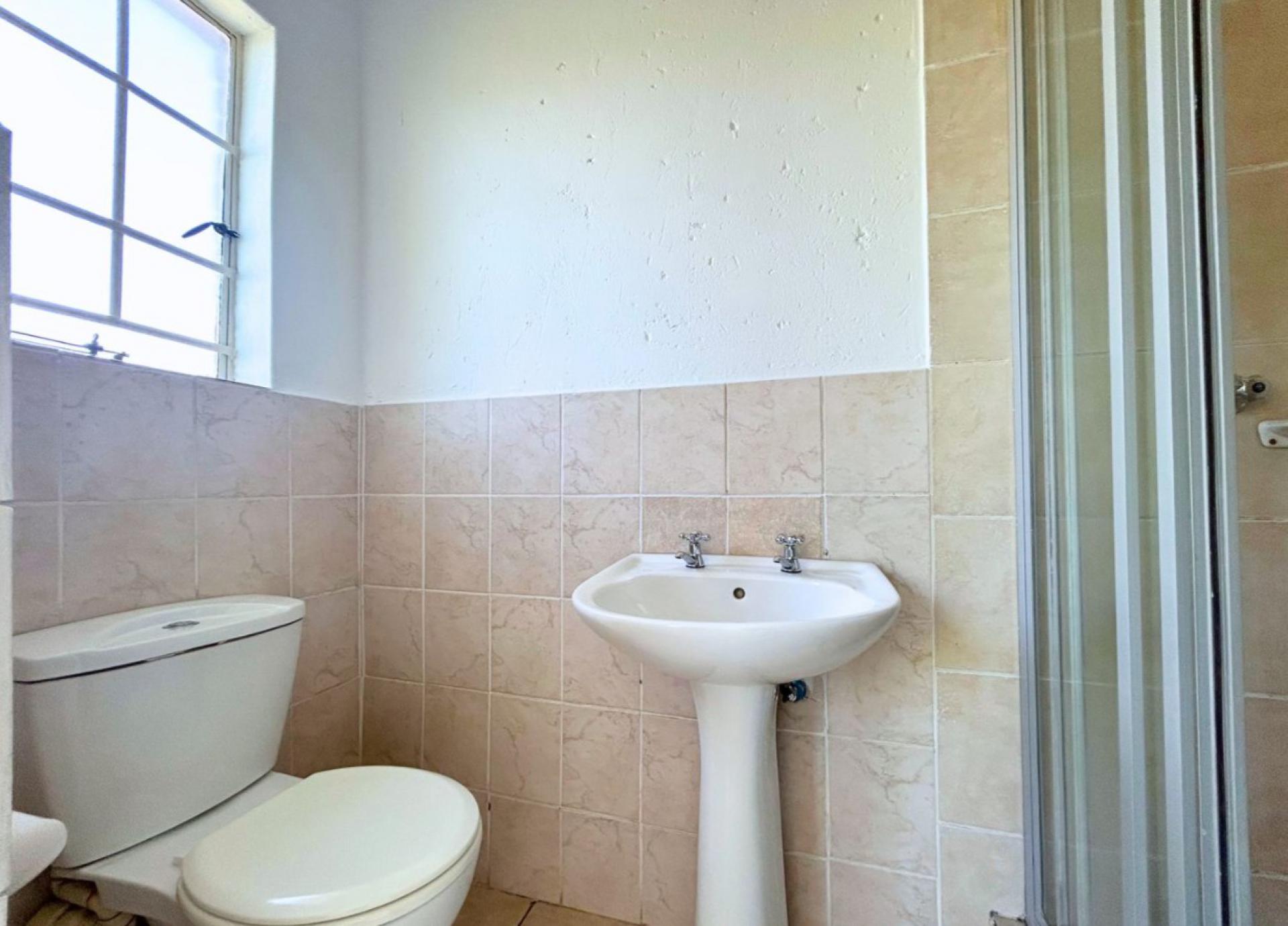  of property in Amberfield