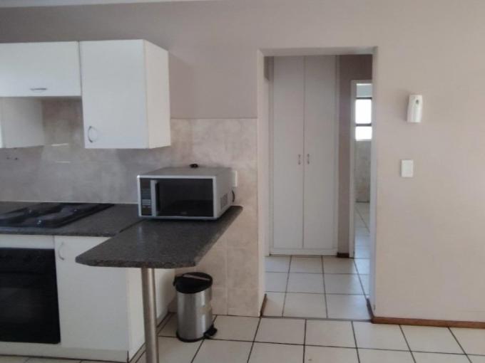2 Bedroom Simplex for Sale For Sale in Parkrand - MR707063