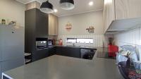 Kitchen - 11 square meters of property in Lotus Gardens