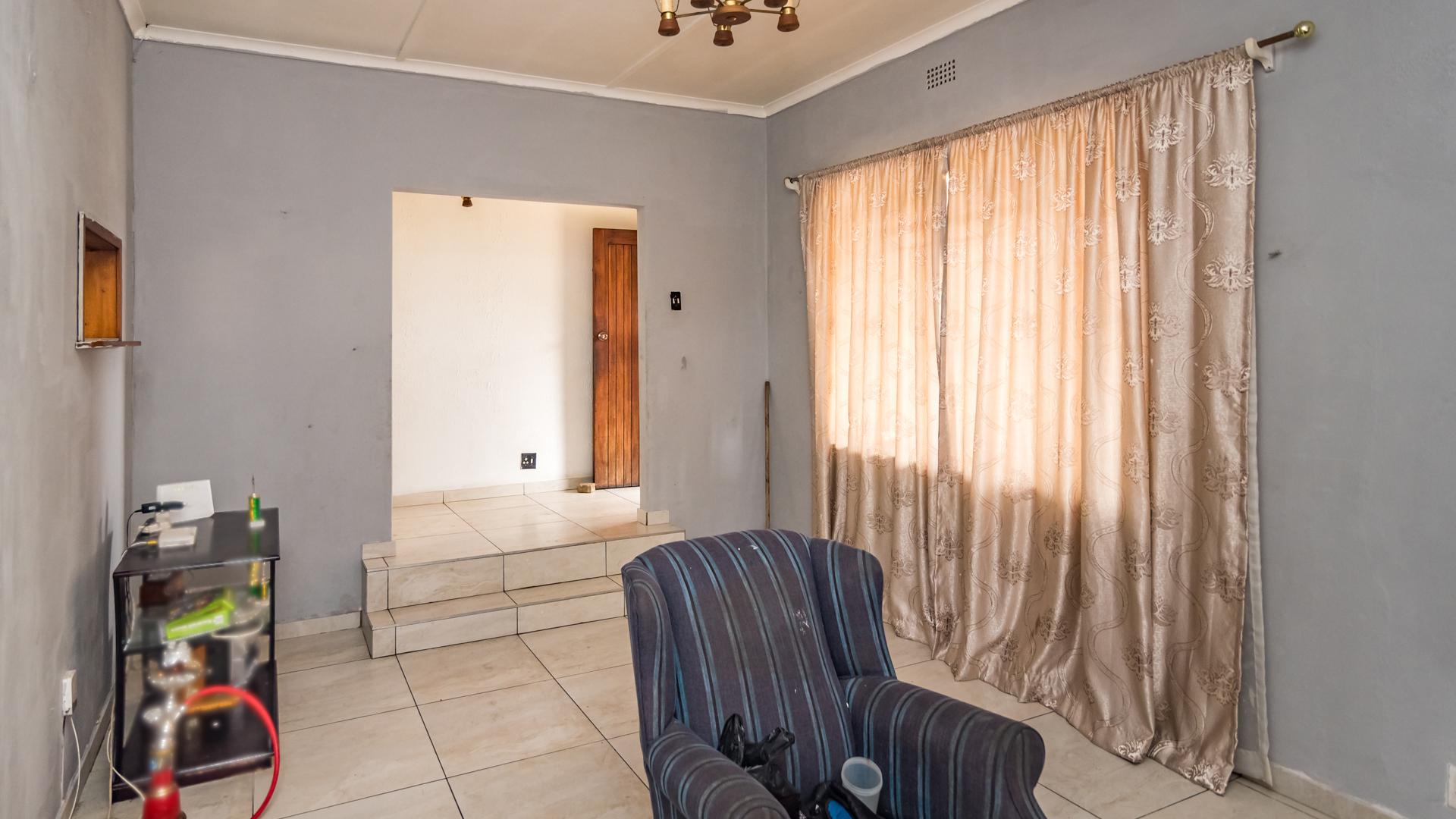 Lounges of property in Bosmont