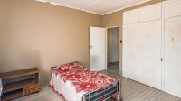 Bed Room 1 of property in Bosmont