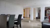 Dining Room - 23 square meters of property in Mondeor