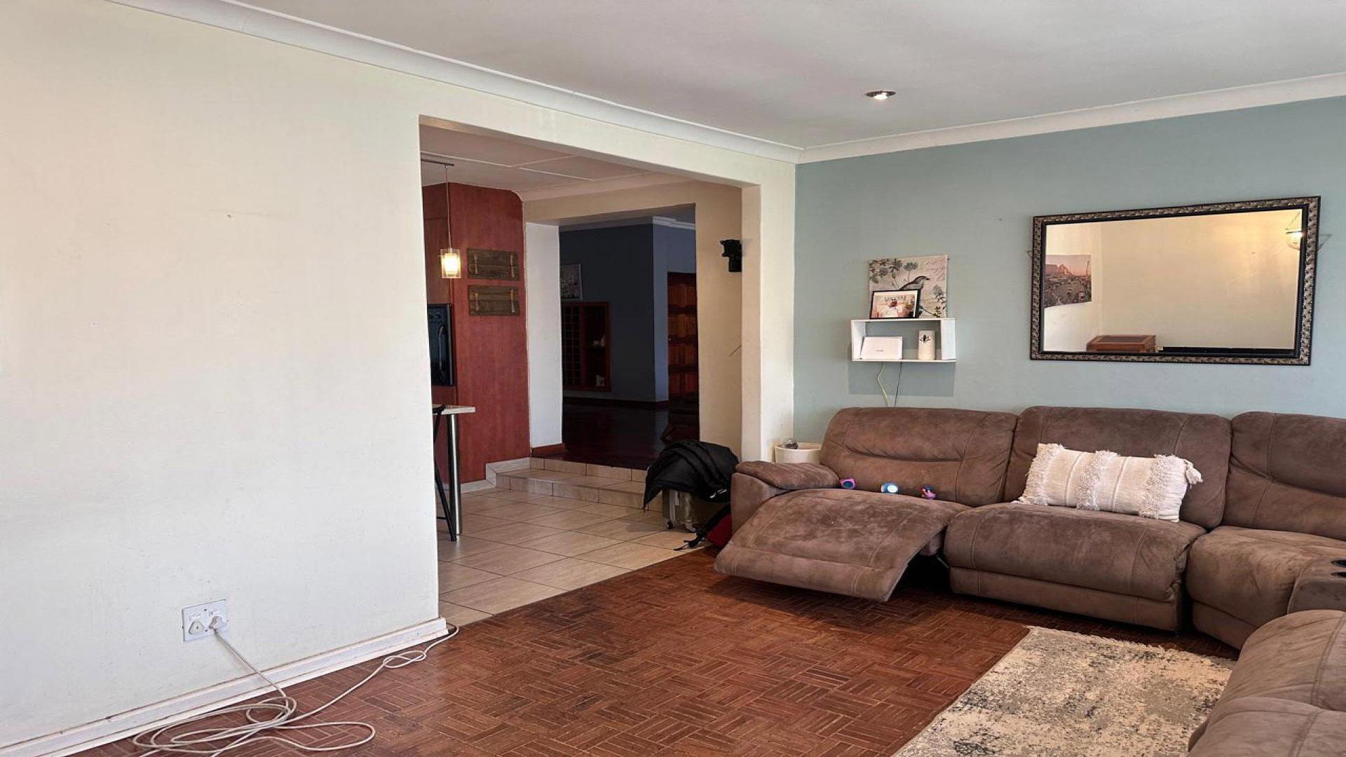 Lounges of property in Edenvale