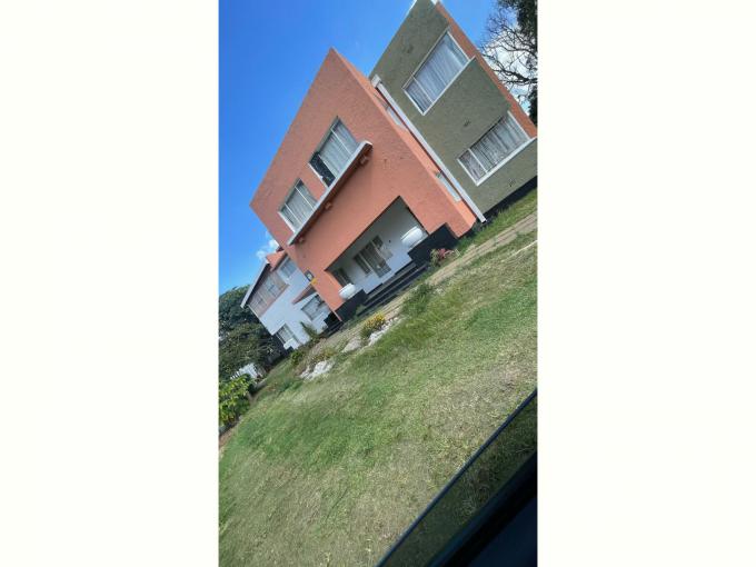 7 Bedroom House for Sale For Sale in Glenesk - MR707076