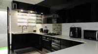 Kitchen - 14 square meters of property in Paulshof