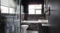 Main Bathroom - 8 square meters of property in Paulshof