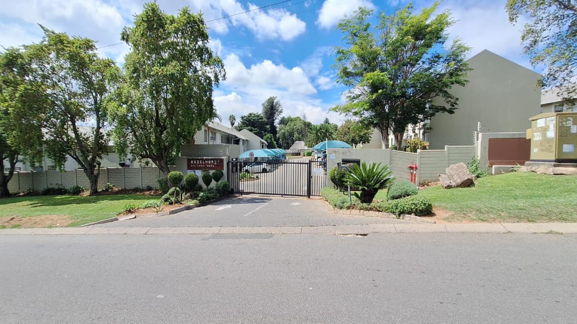 Front View of property in Whitney Gardens