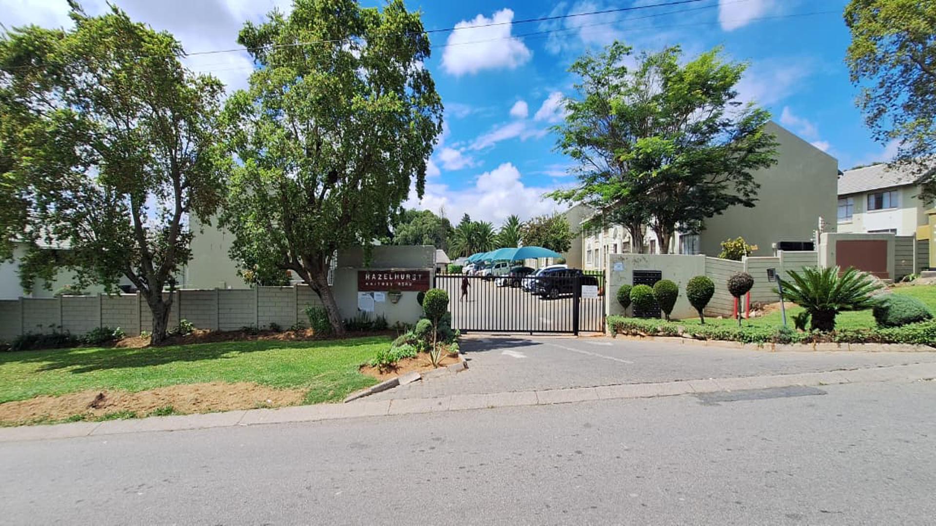 Front View of property in Whitney Gardens