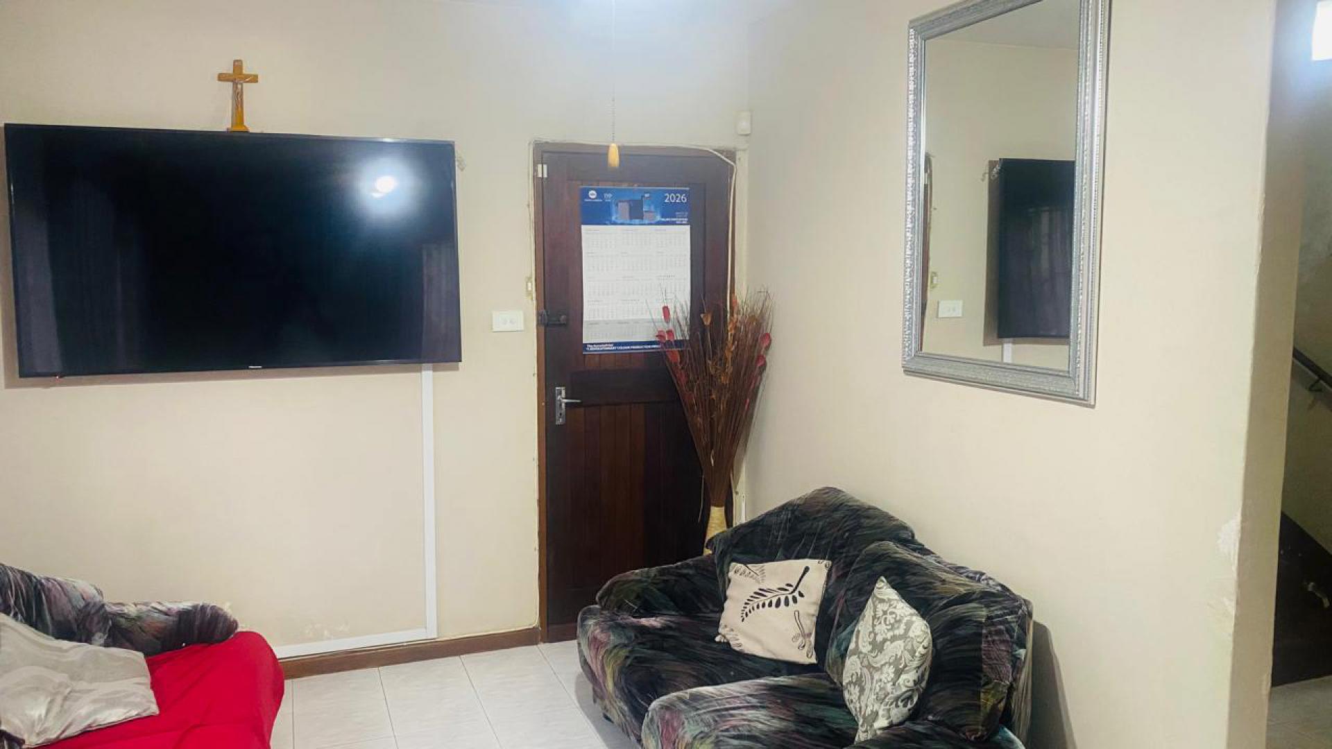 Lounges of property in Chatsworth - KZN