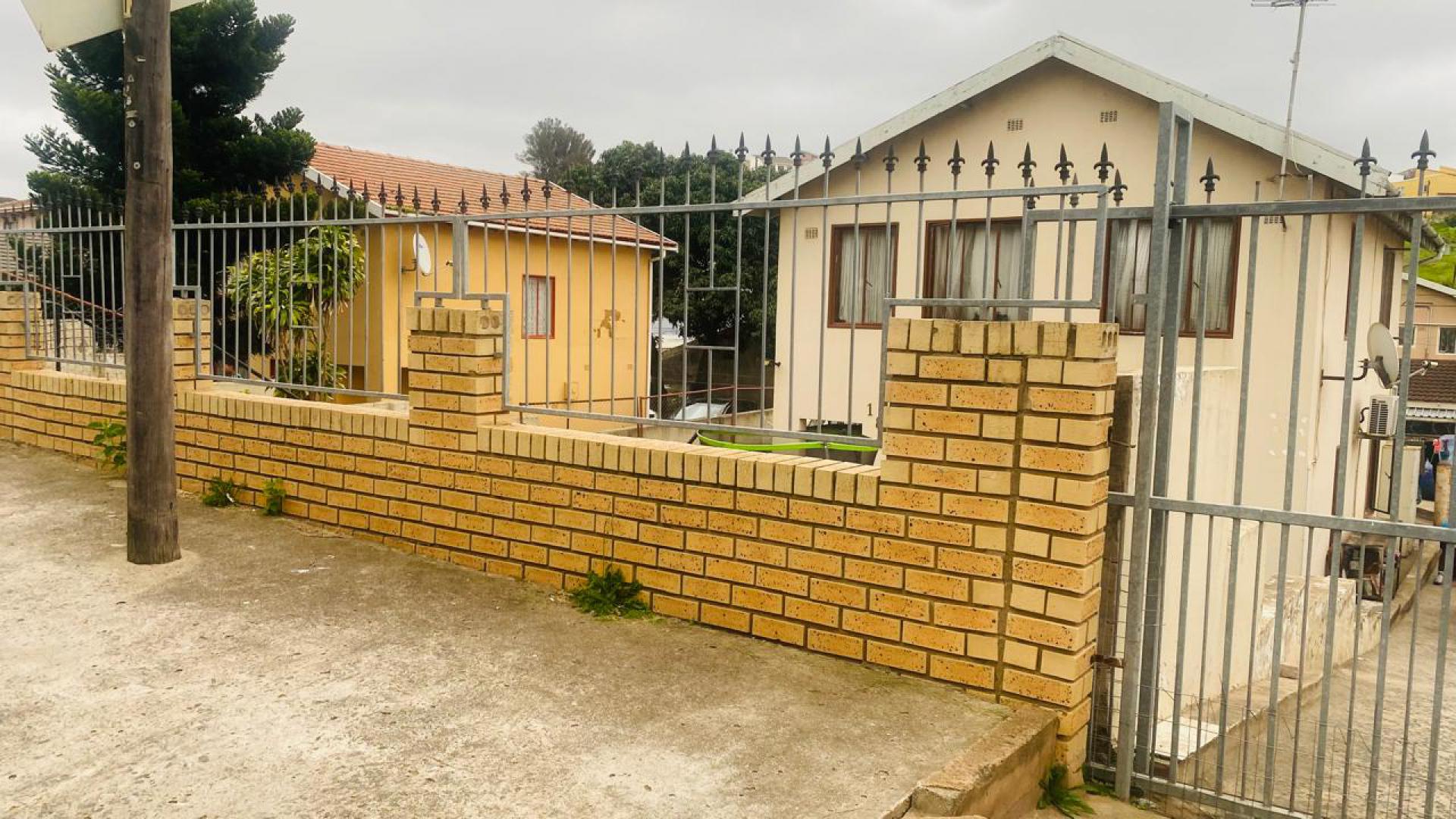 Front View of property in Chatsworth - KZN