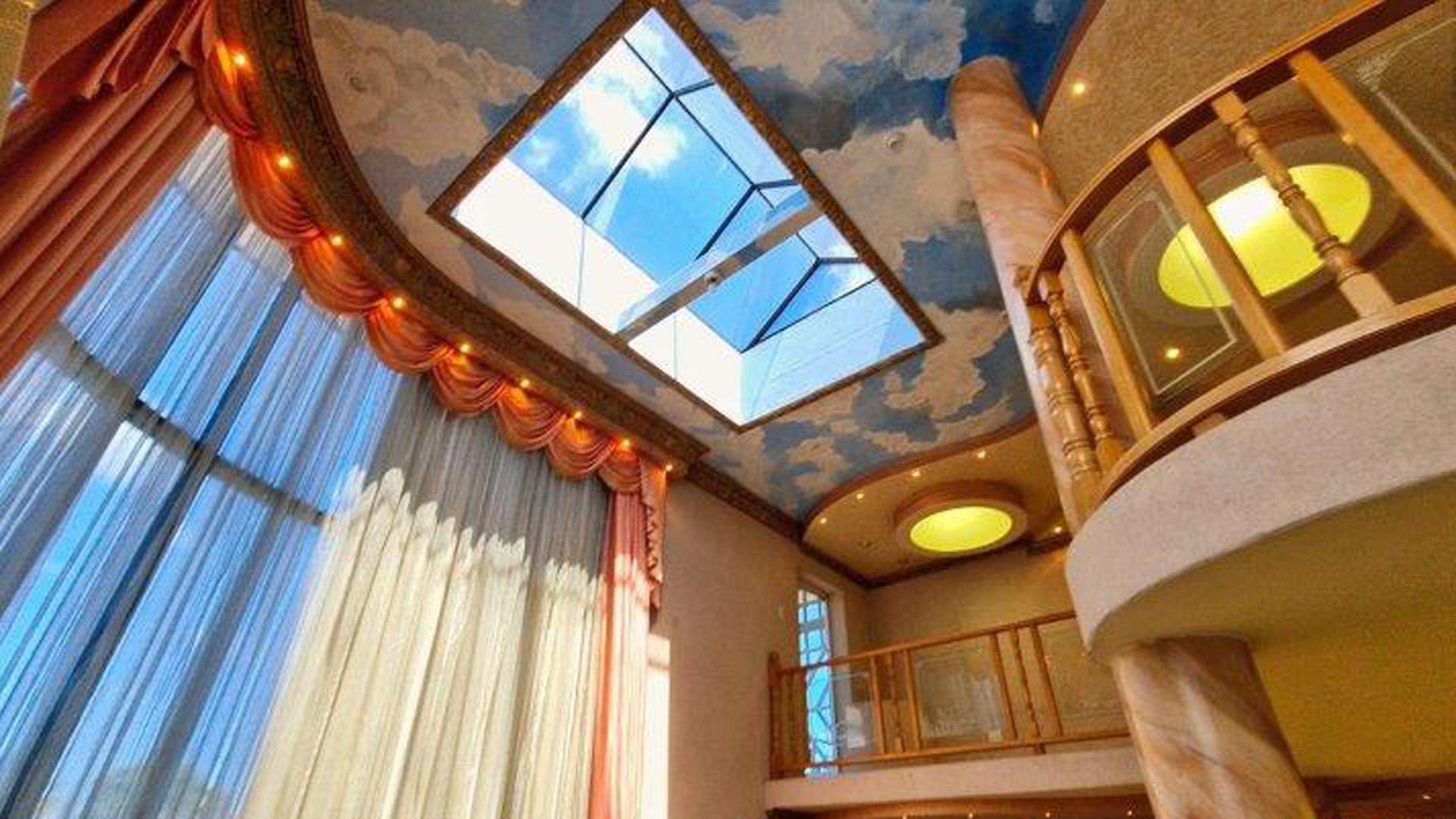 Foyer of property in Umhlatuzana 