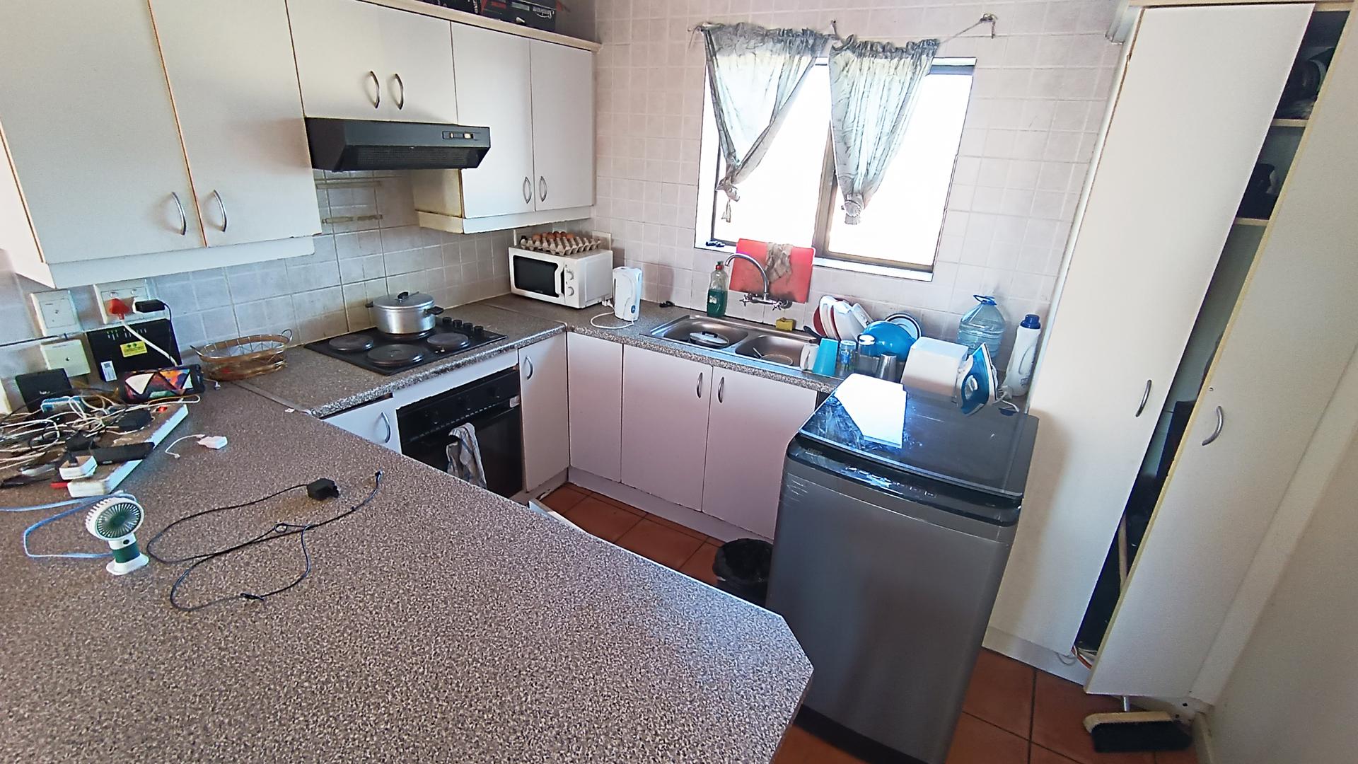 Kitchen - 8 square meters of property in Parklands