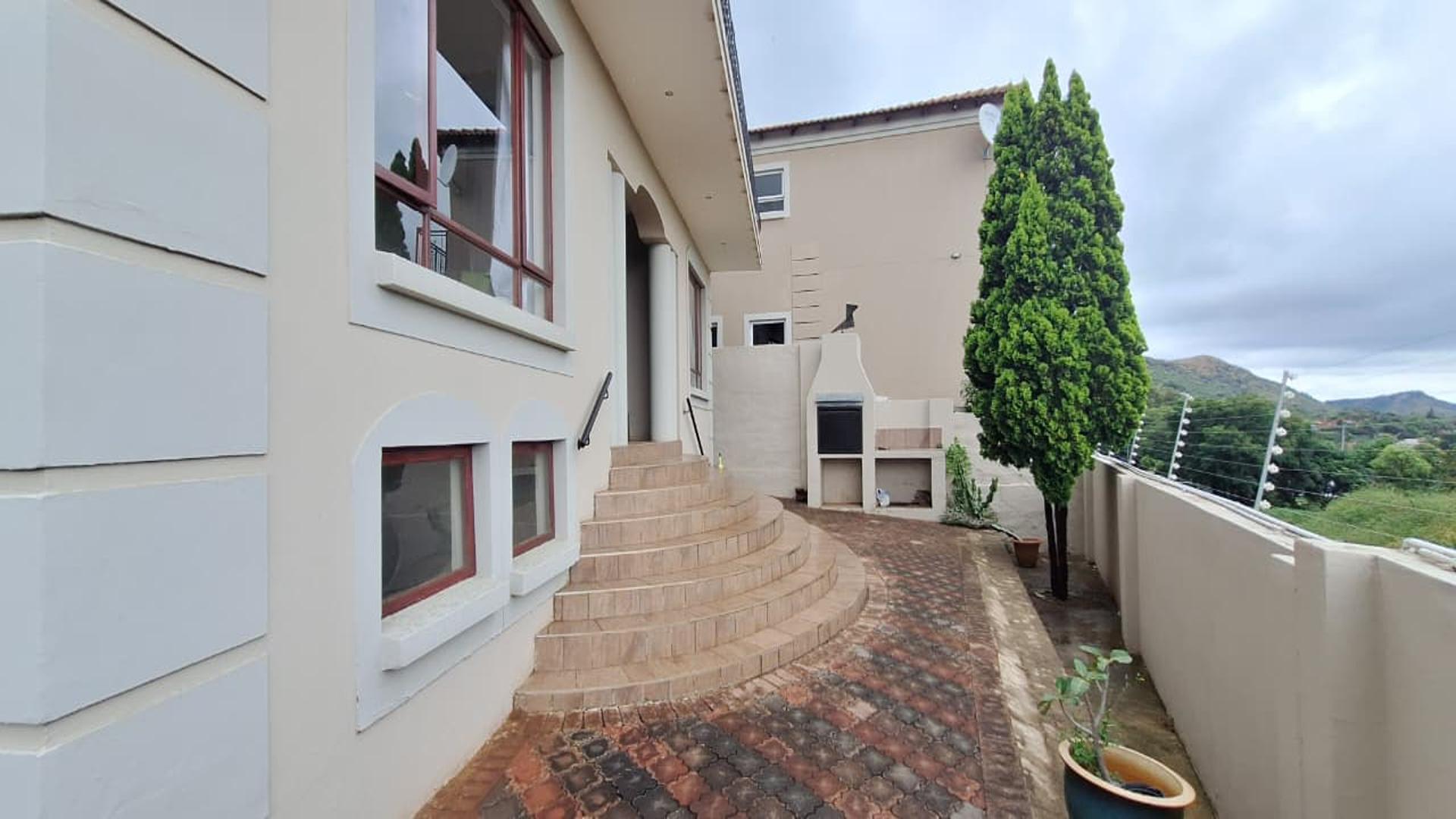 Front View of property in Allen’s Nek