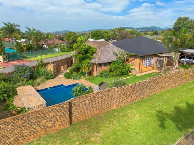 3 Bedroom House for Sale For Sale in Verwoerdpark - MR707204