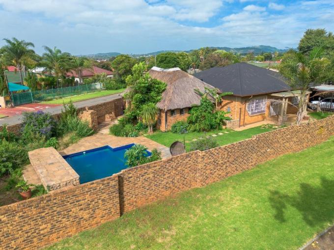 3 Bedroom House for Sale For Sale in Verwoerdpark - MR707204