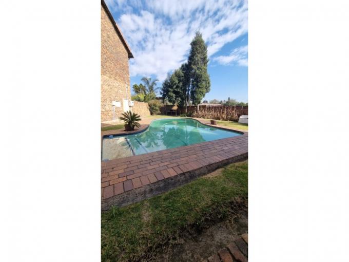 2 Bedroom Simplex for Sale For Sale in Illiondale - MR707224