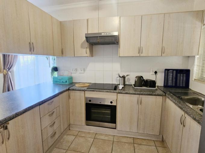 2 Bedroom Simplex for Sale For Sale in Ramsgate - MR707249