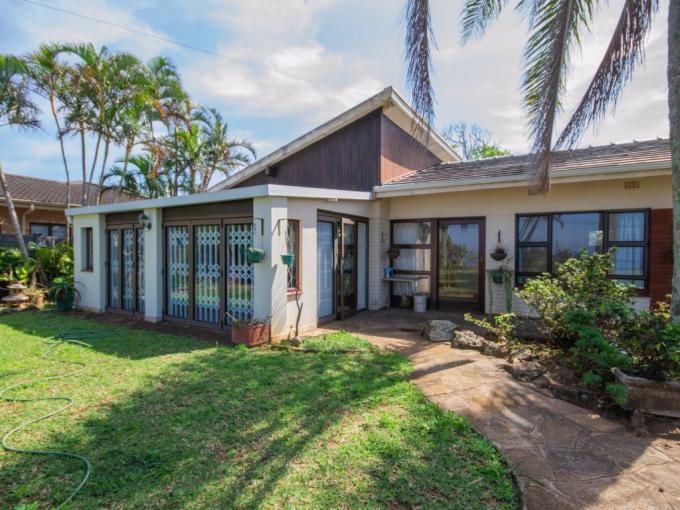 5 Bedroom House for Sale For Sale in Uvongo - MR707281