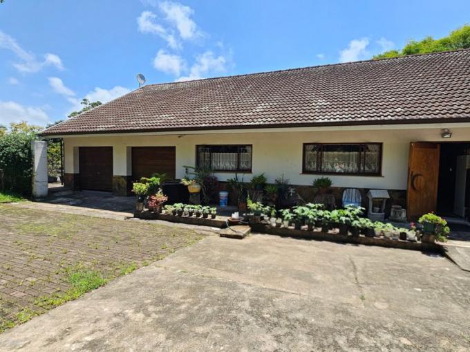 5 Bedroom House for Sale For Sale in Uvongo - MR707305