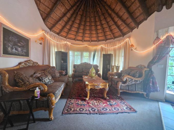 3 Bedroom House for Sale For Sale in Randhart - MR707318