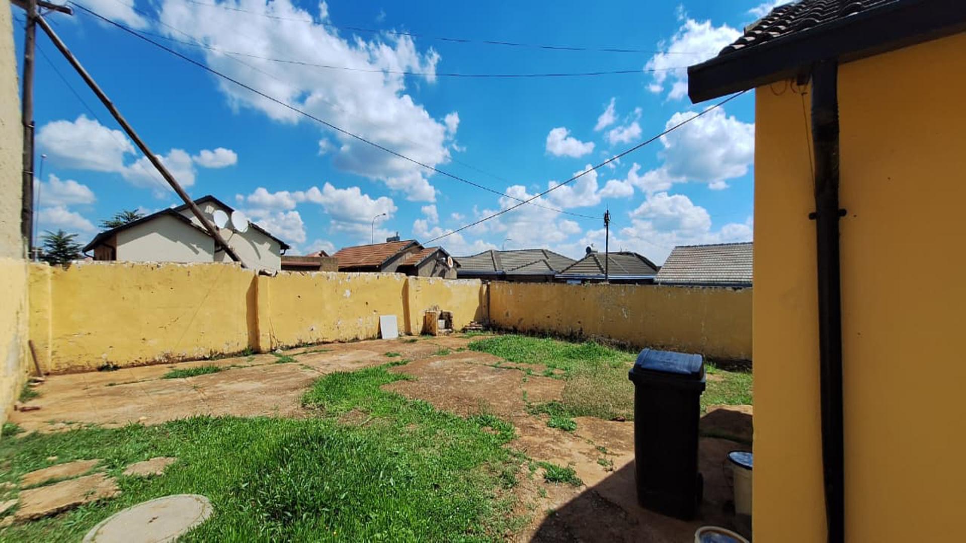 Backyard of property in Ennerdale