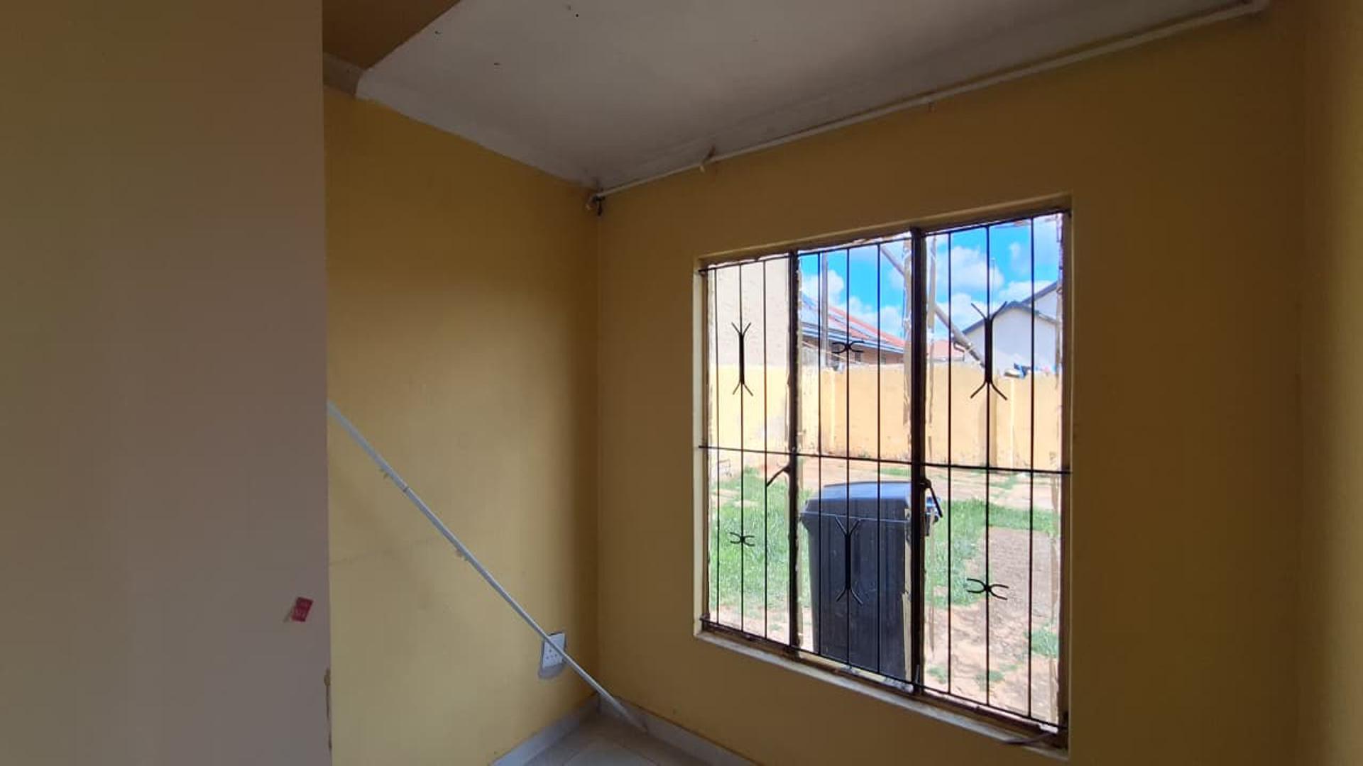 Bed Room 2 - 7 square meters of property in Ennerdale