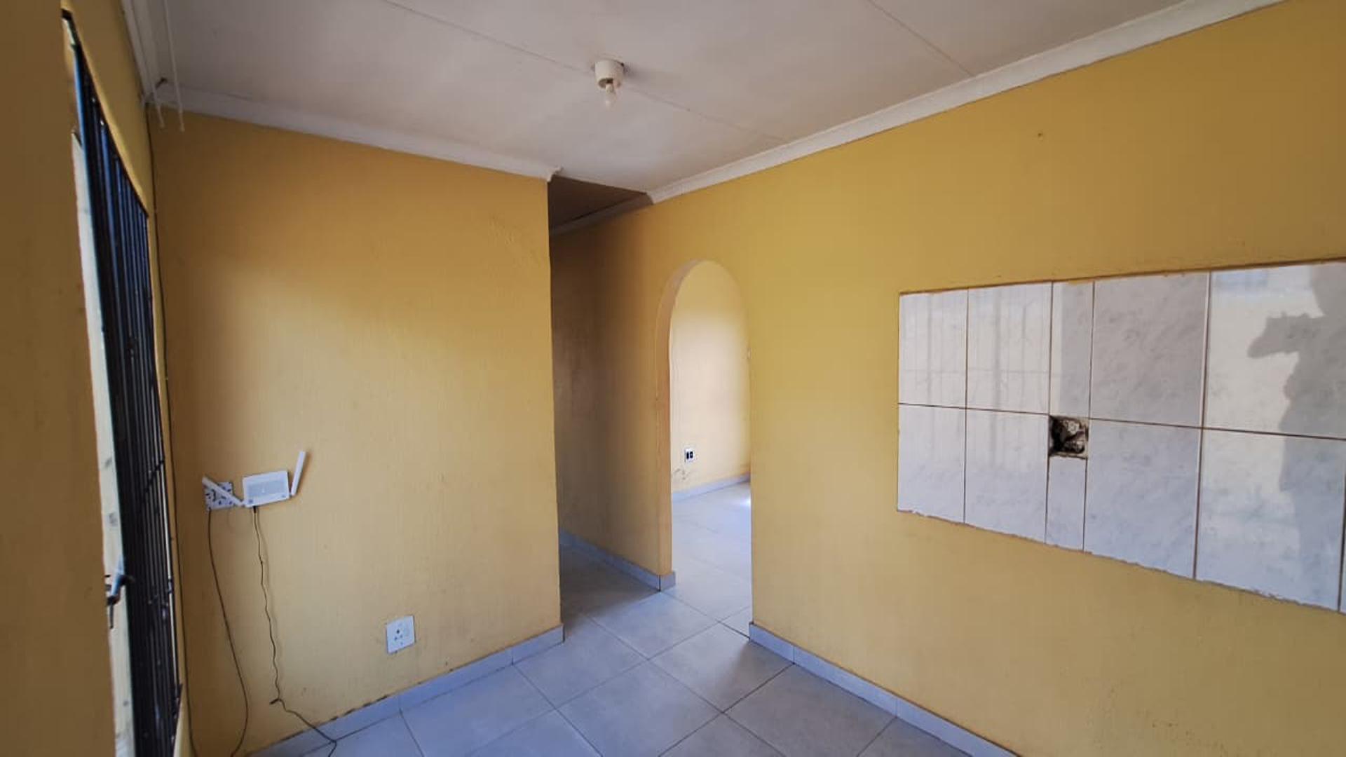 Kitchen - 14 square meters of property in Ennerdale