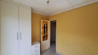 Bed Room 1 - 12 square meters of property in Ennerdale