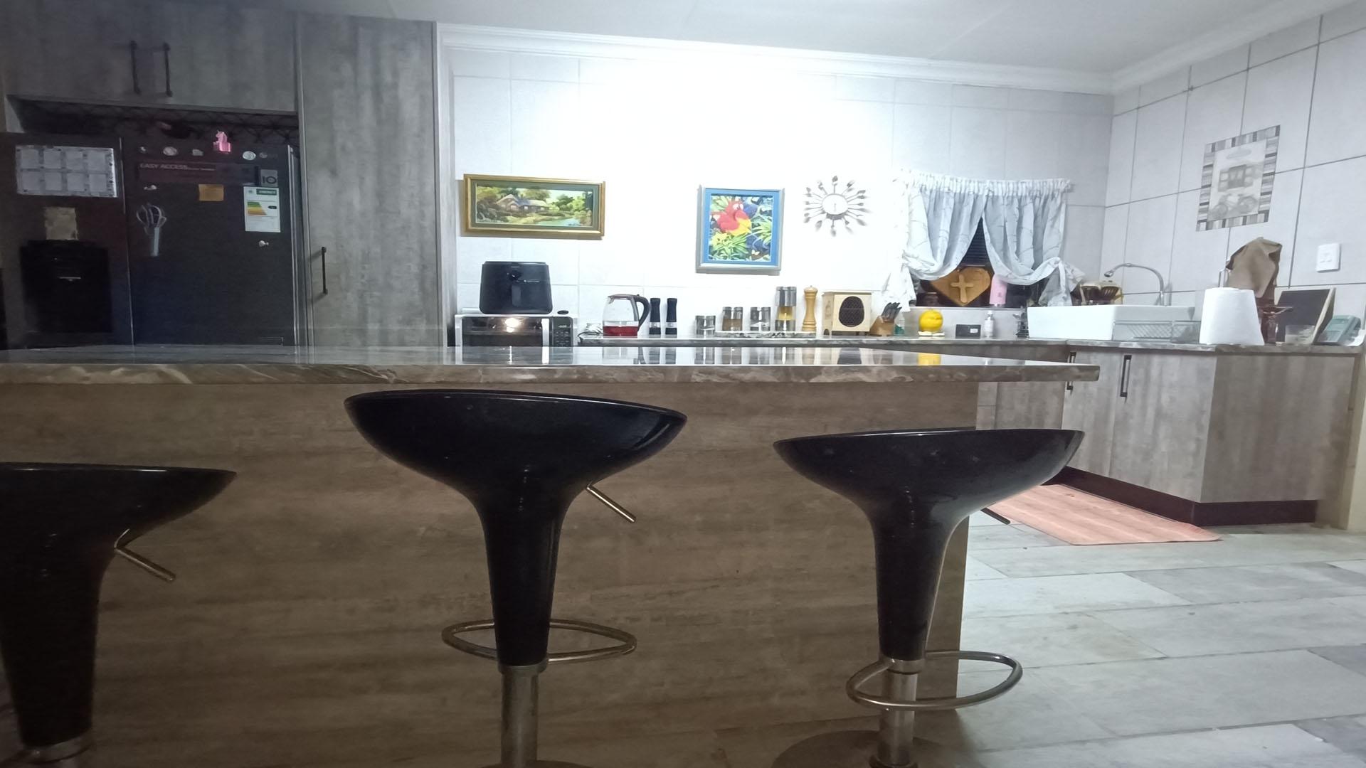 Kitchen of property in Wolmer