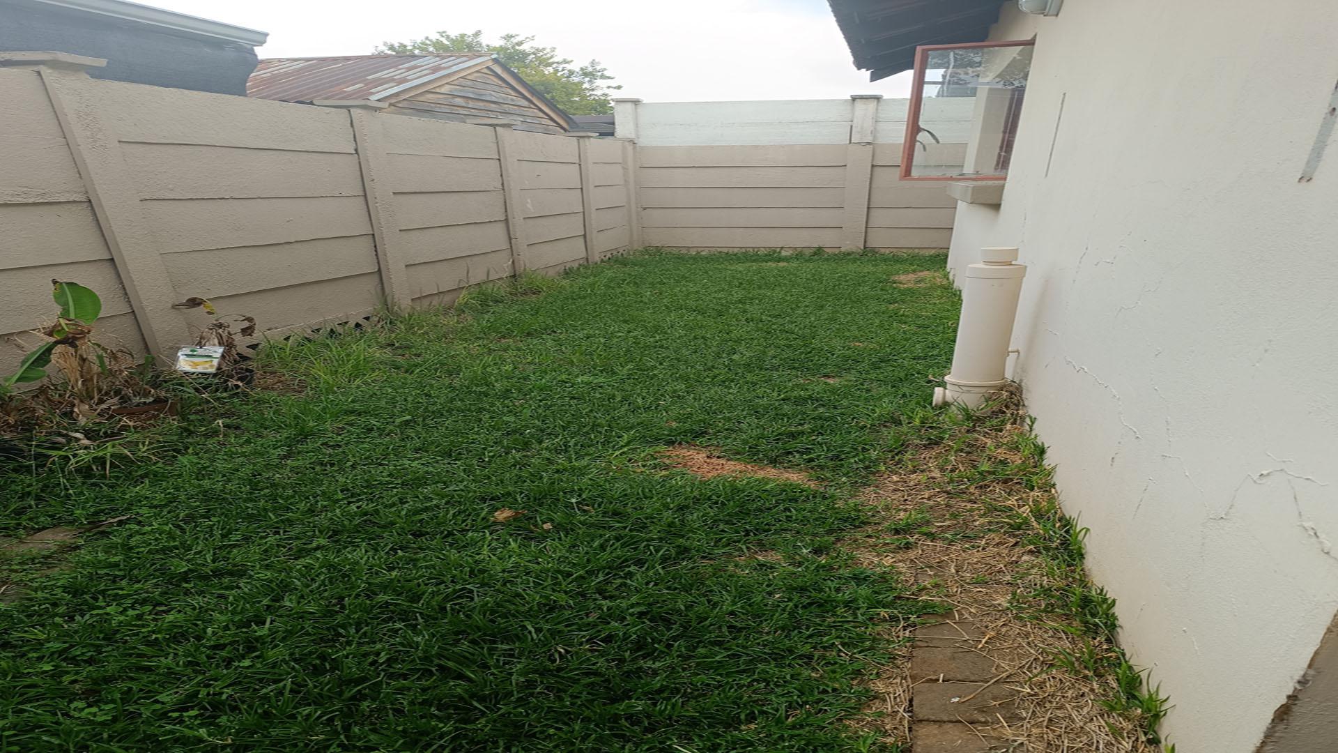 Garden of property in Wolmer