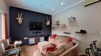 Entertainment - 43 square meters of property in Raceview