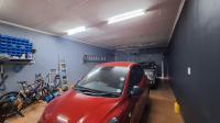 Garage - 99 square meters of property in Raceview