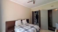 Main Bedroom - 19 square meters of property in Lone Hill