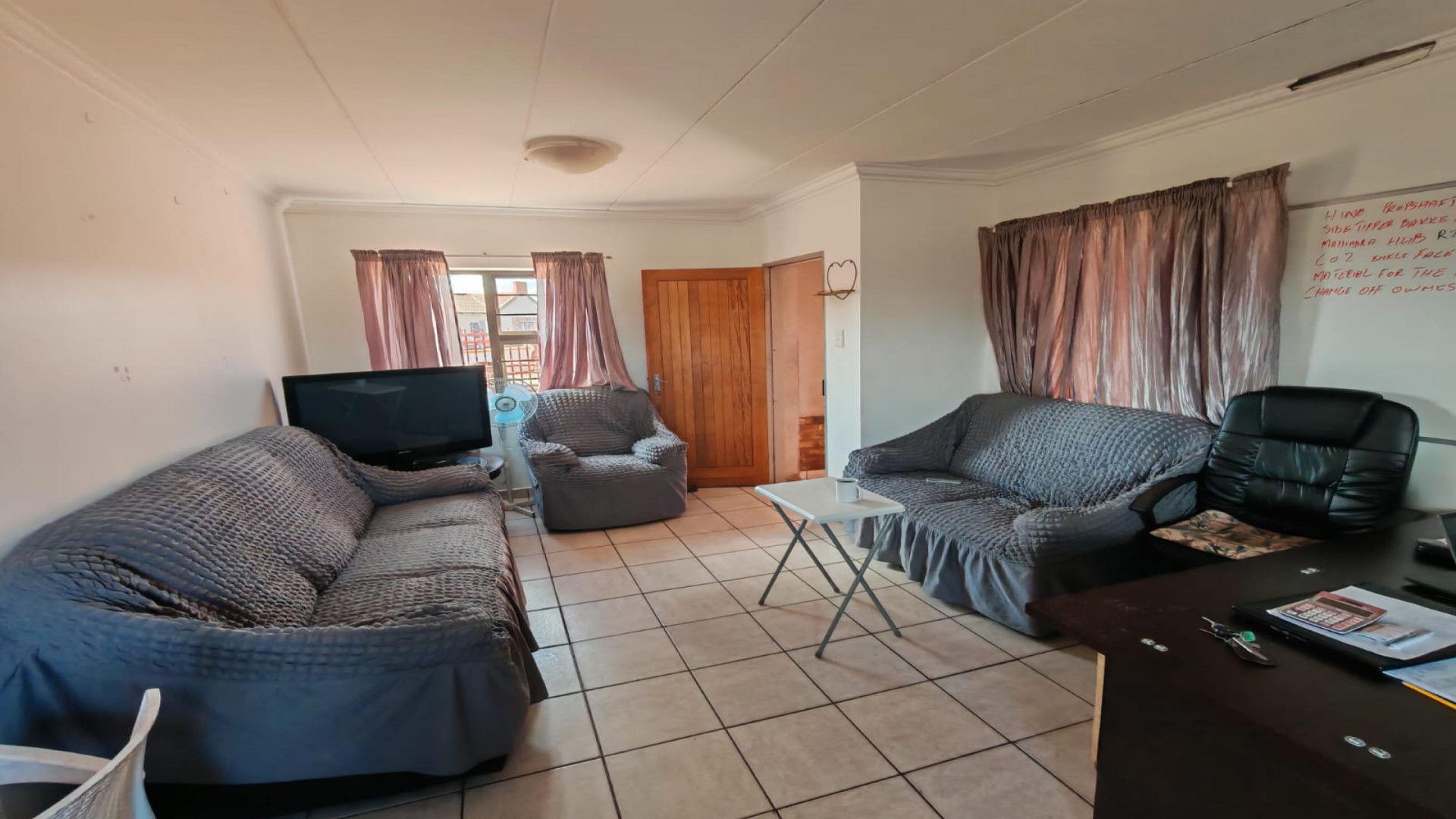 Lounges of property in Kathu