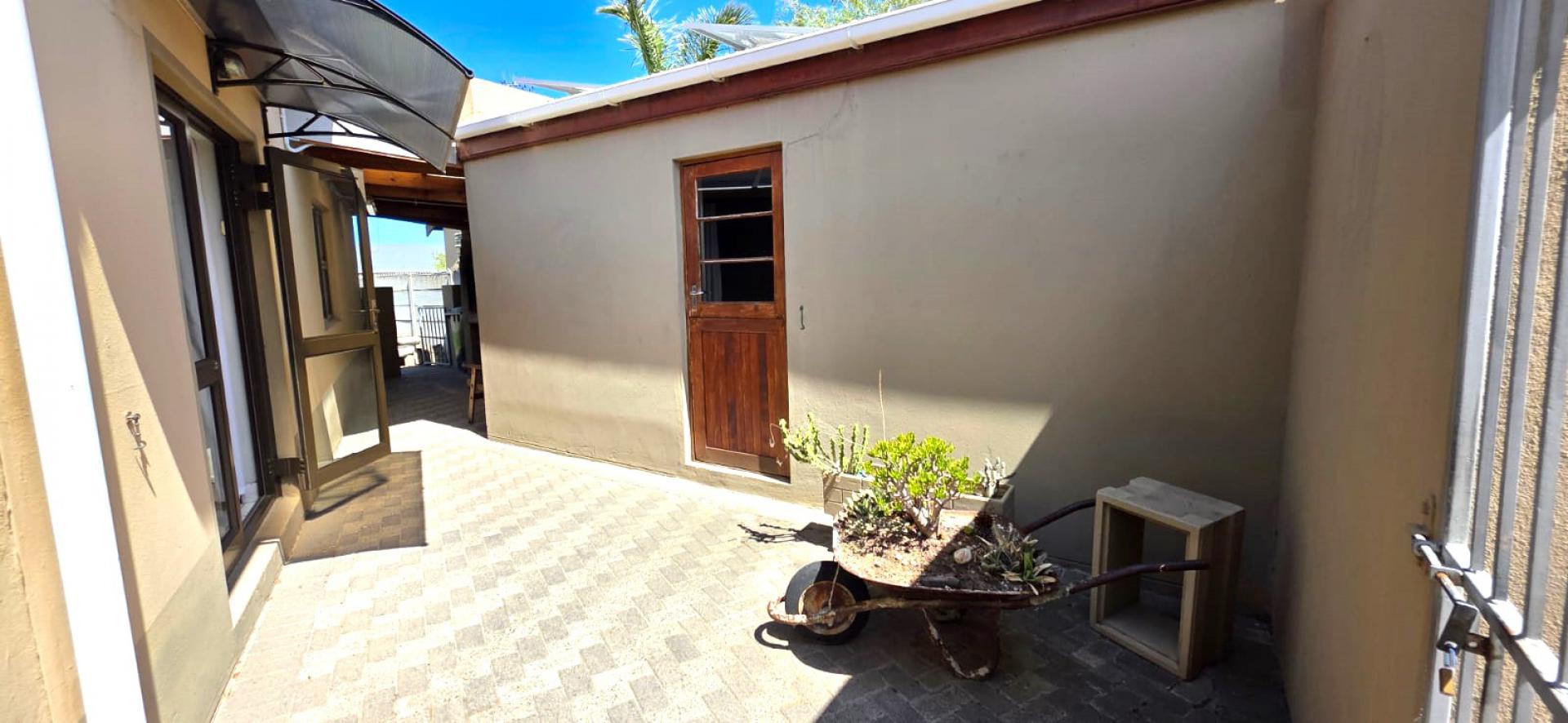  of property in Gordons Bay