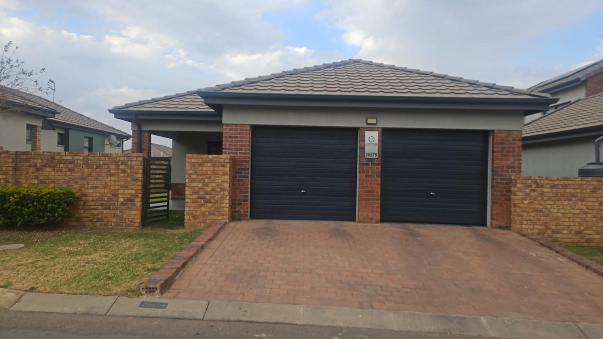Front View of property in Cosmo City