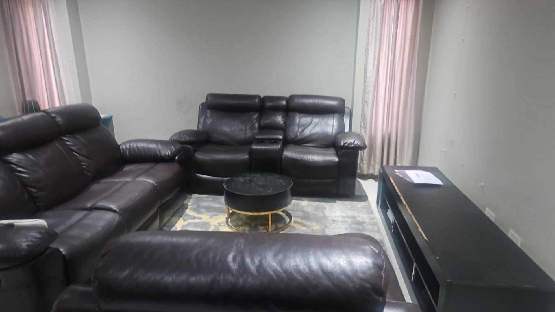 Lounges of property in Cosmo City
