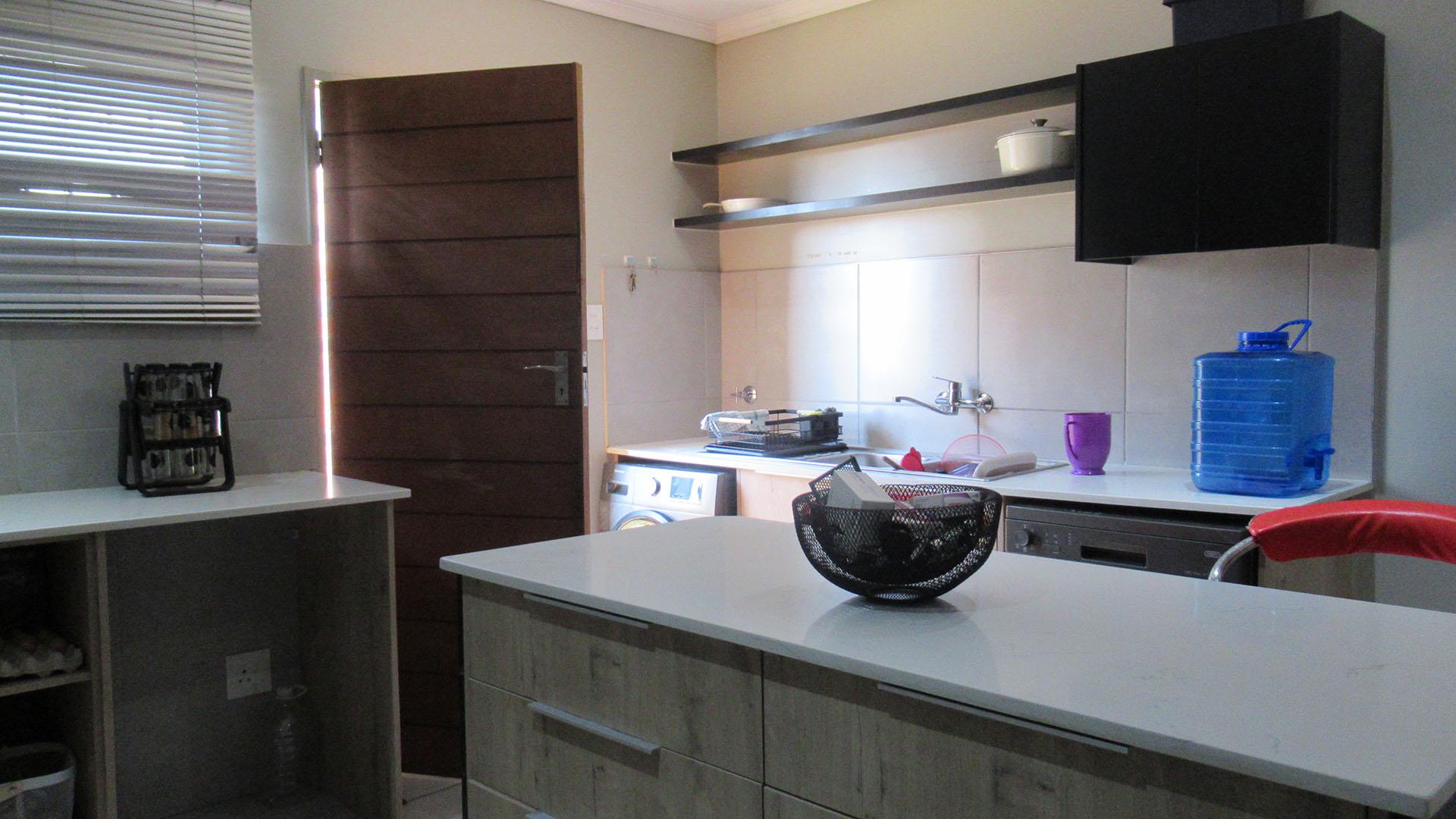 Kitchen - 15 square meters of property in Cosmo City