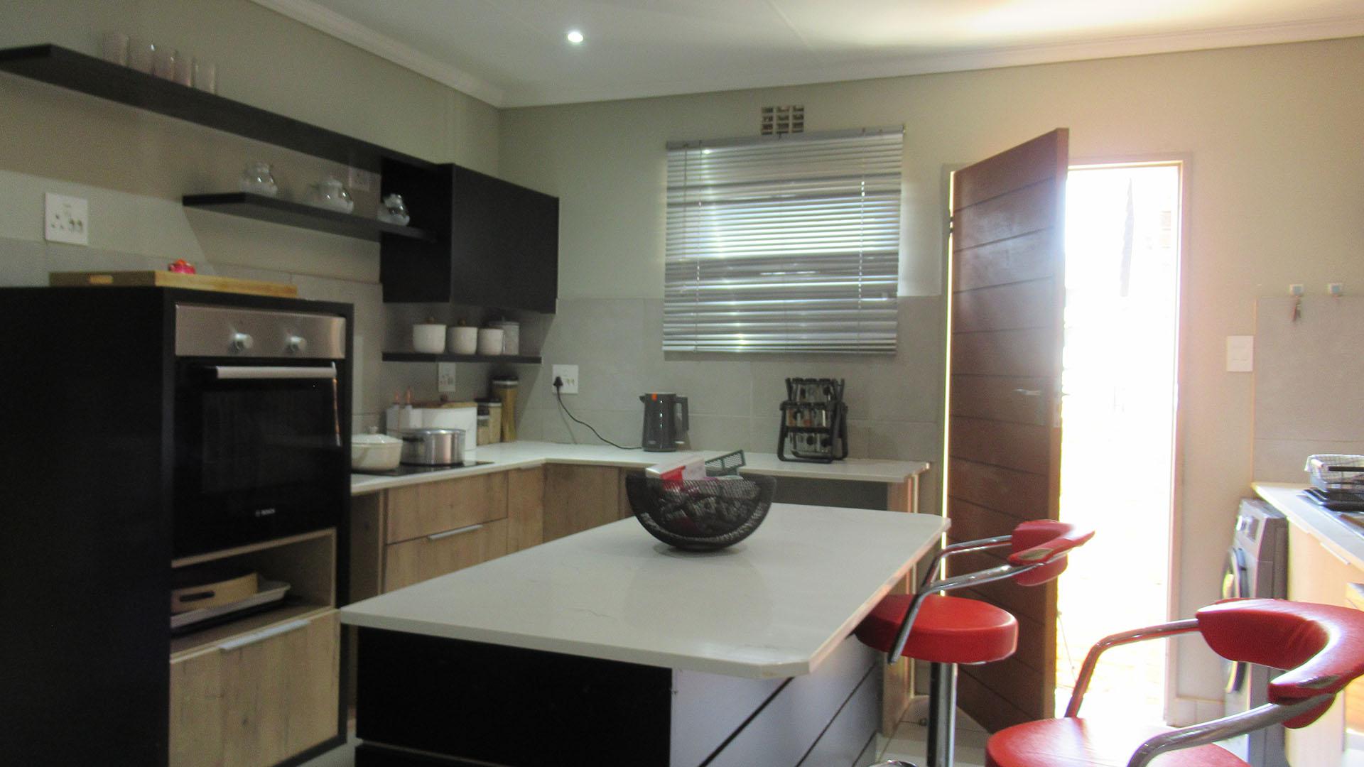 Kitchen - 15 square meters of property in Cosmo City