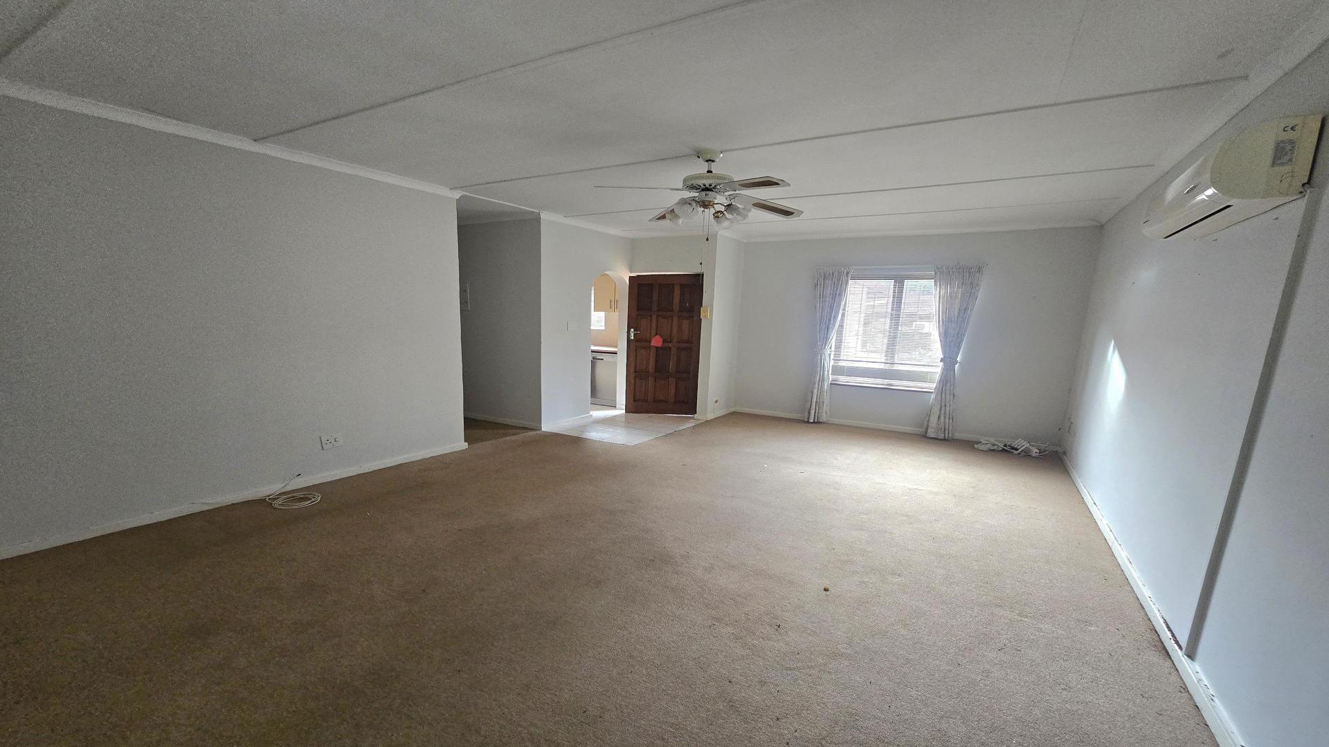 Lounges of property in Chasedene