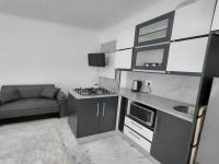  of property in Kloof 