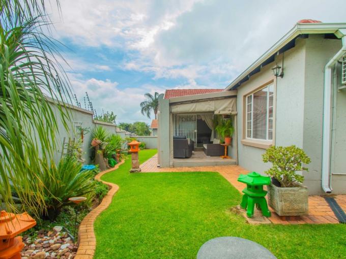 3 Bedroom Simplex for Sale For Sale in Radiokop - MR707441