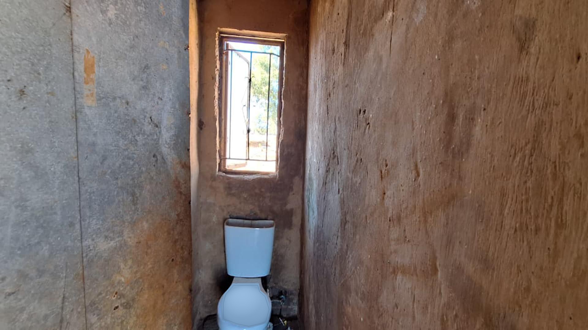Bathroom 1 - 5 square meters of property in West Rand AH