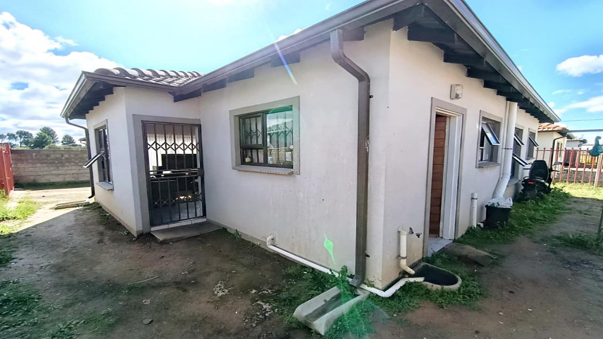 Backyard of property in Bloemdustria