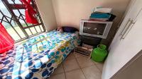 Bed Room 1 of property in Bloemdustria