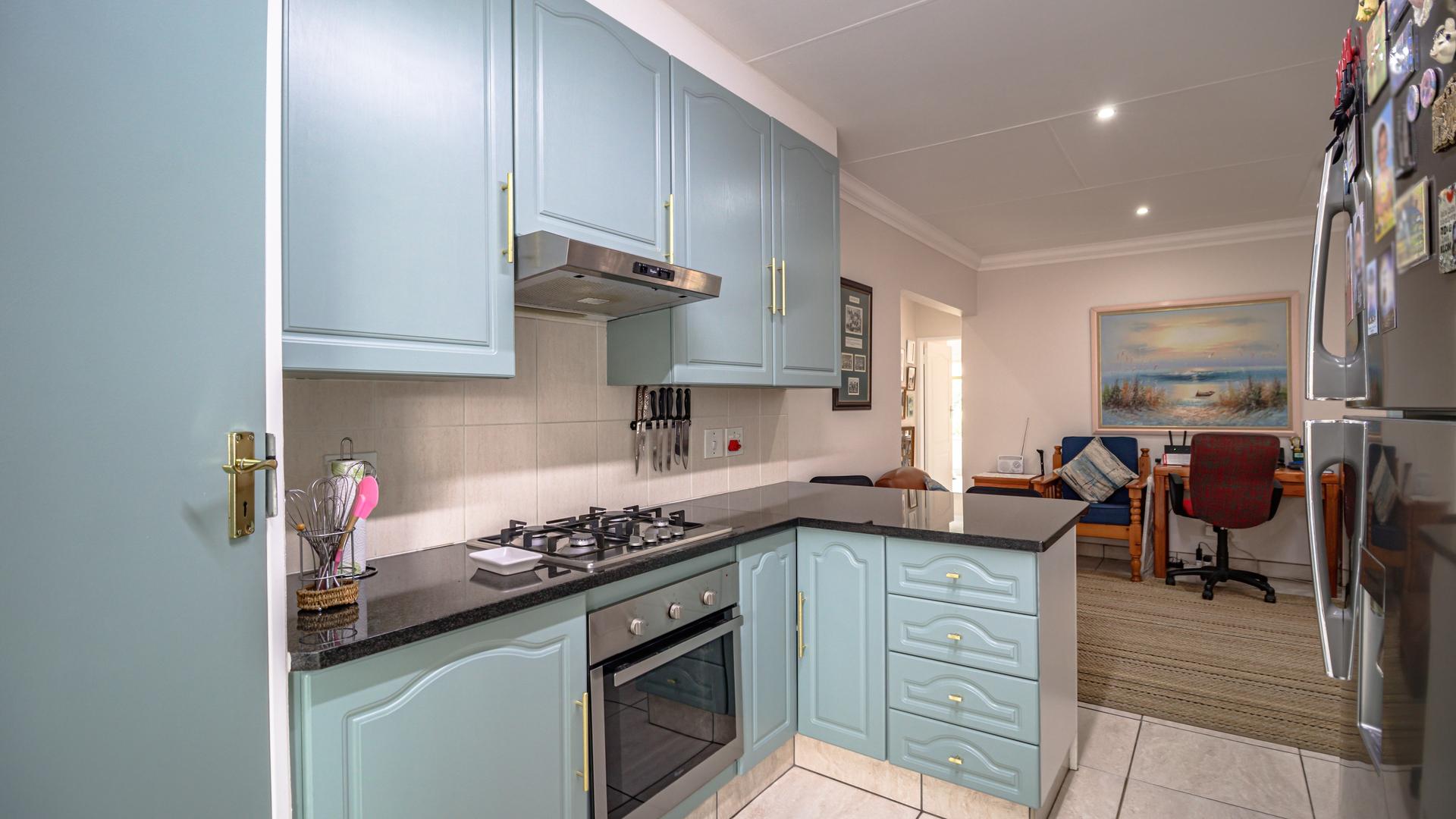  of property in Moreletapark